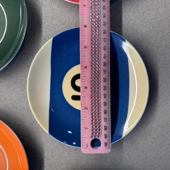 Billiard Pool Ball Decorative Plates β Set of 5 (Missing 8-Ball) - Picture 4 of 6